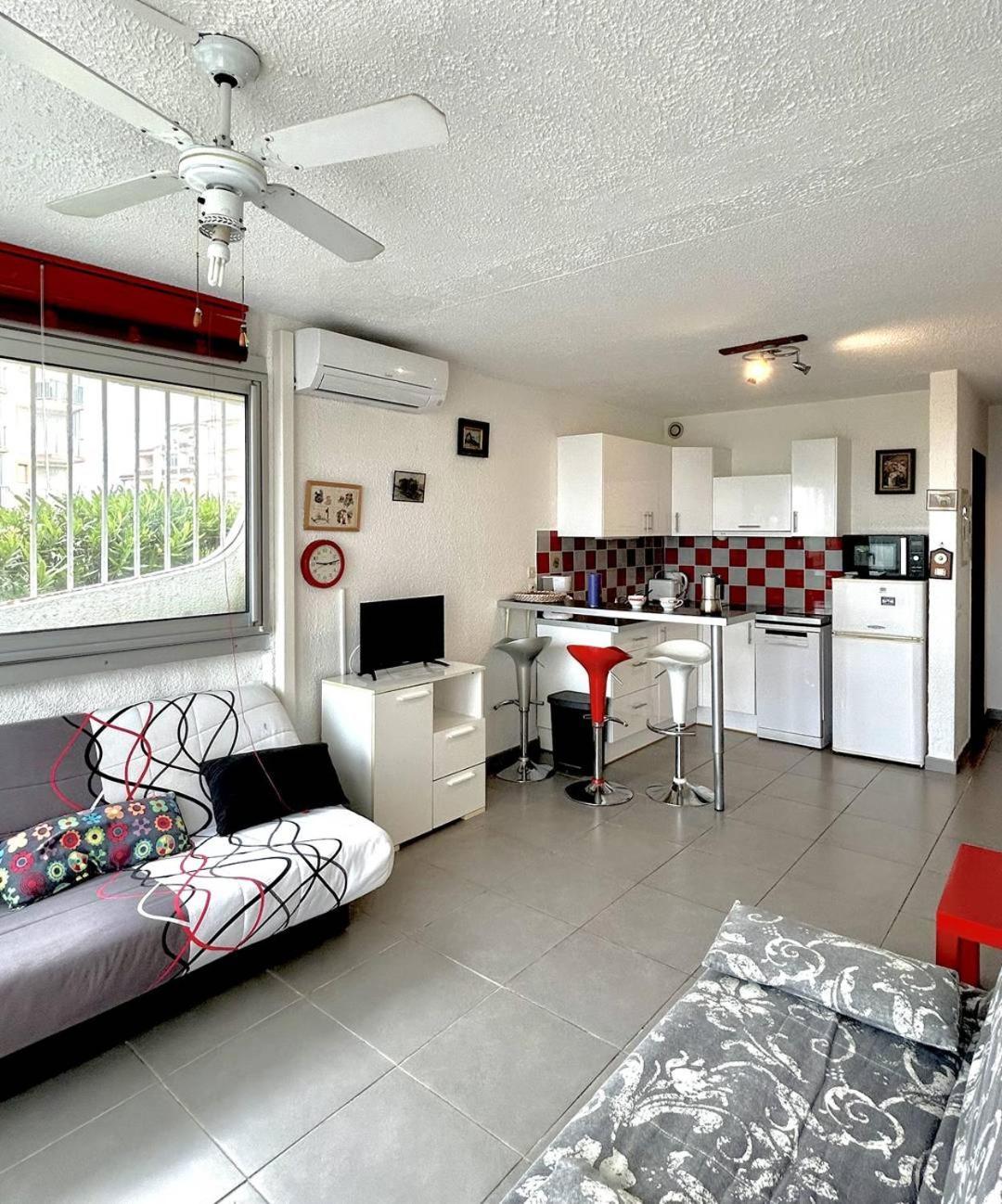 Agreable Studio Acces A La Plage - Parking - 2Balm2 เลอบาร์กาแรส ภายนอก รูปภาพ